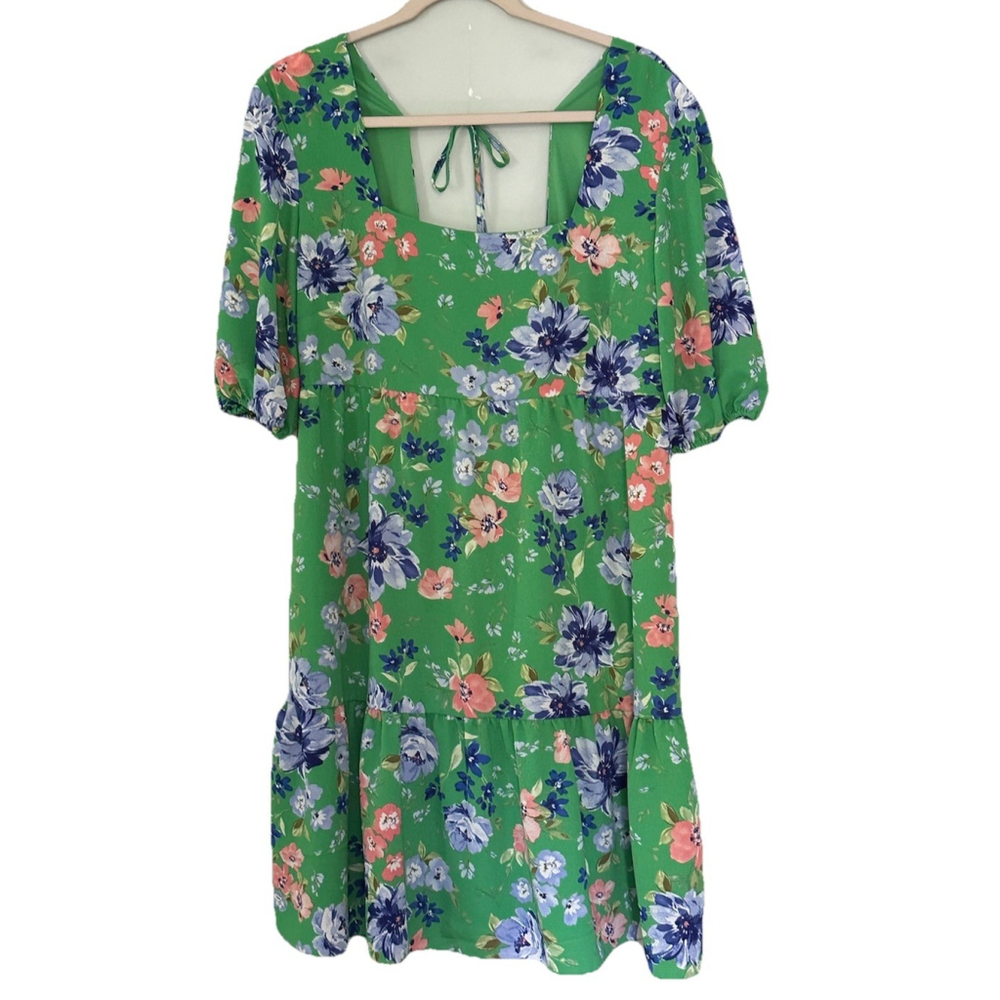 BCBG Paris Green Floral Tie Back Dress Size Large‎ Ruffle Hem Short Sleeves